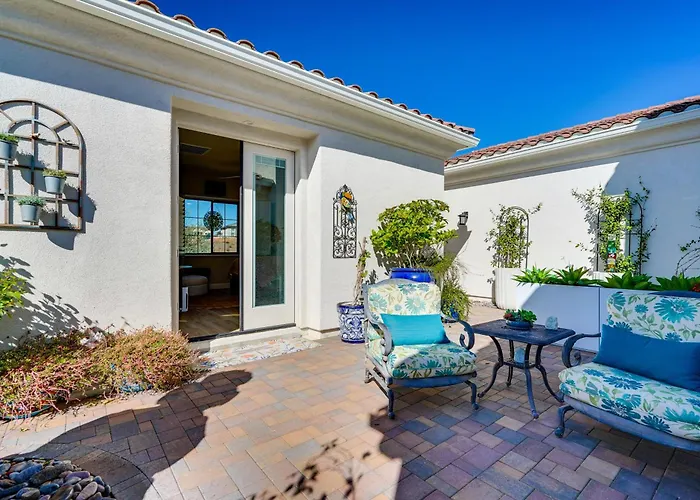 Apartament Hike & Golf: Couple's Retreat W/ Mtn Views!